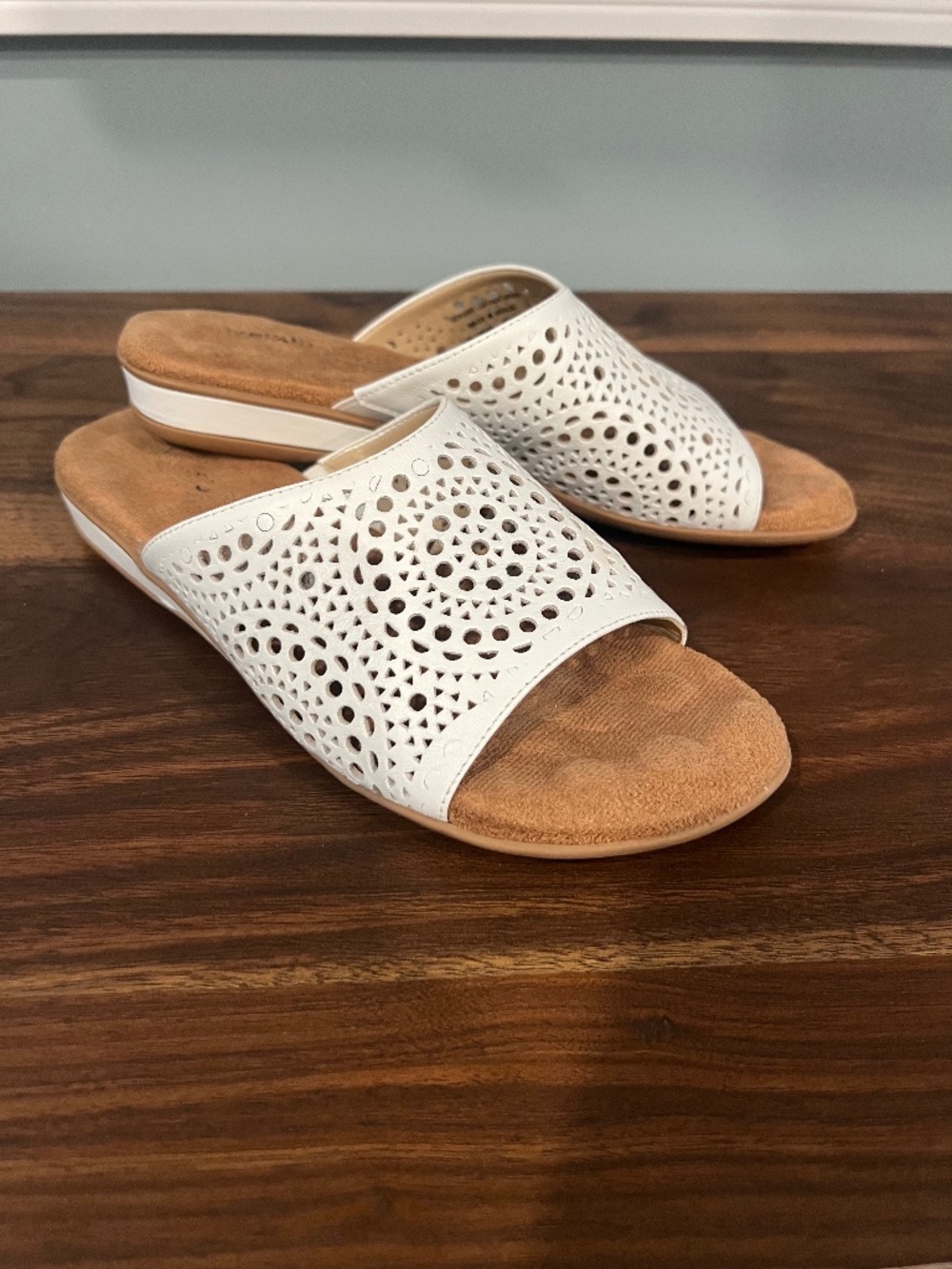 Walking Cradles Sandal